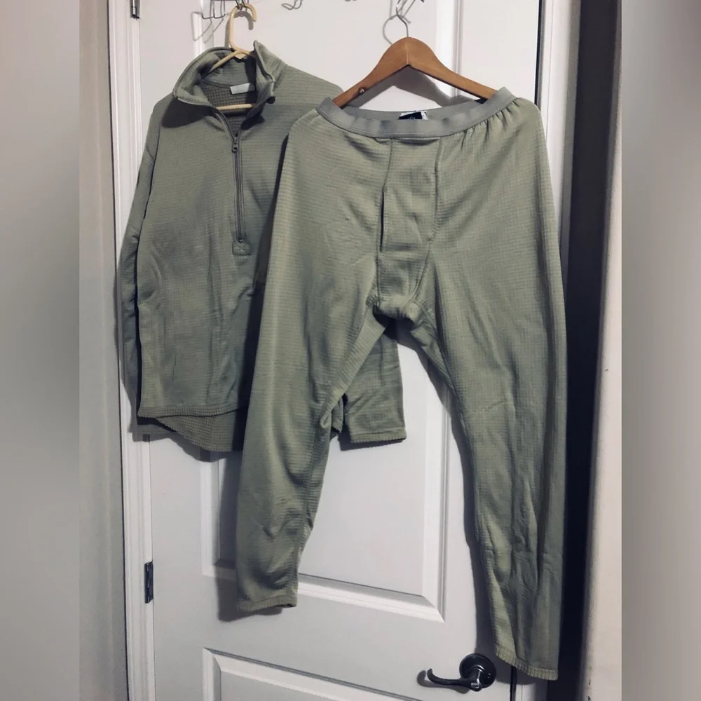 Unisex Thermal Base Layer Set in Sage Green